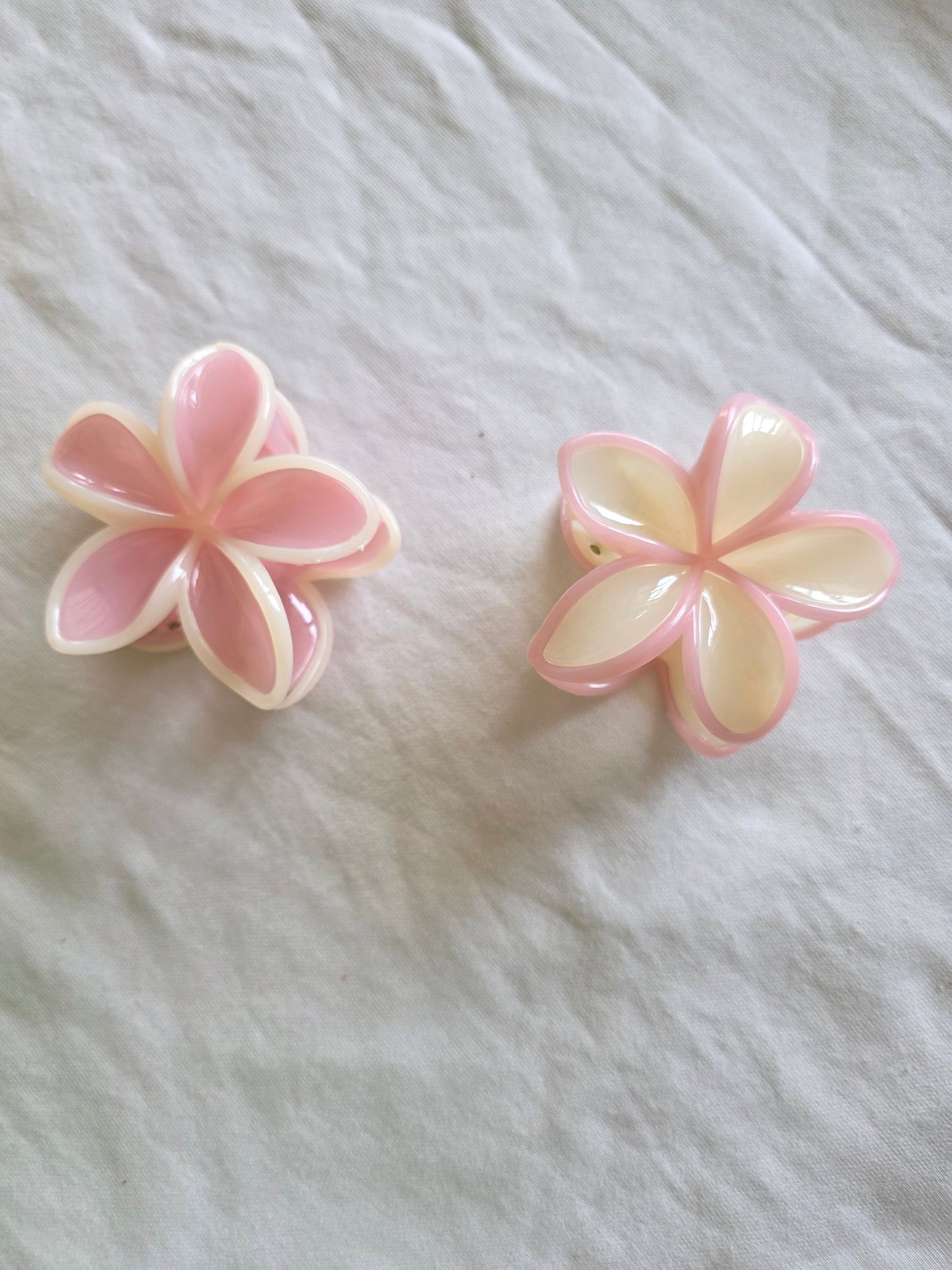 Pastel Flower Claw Clips