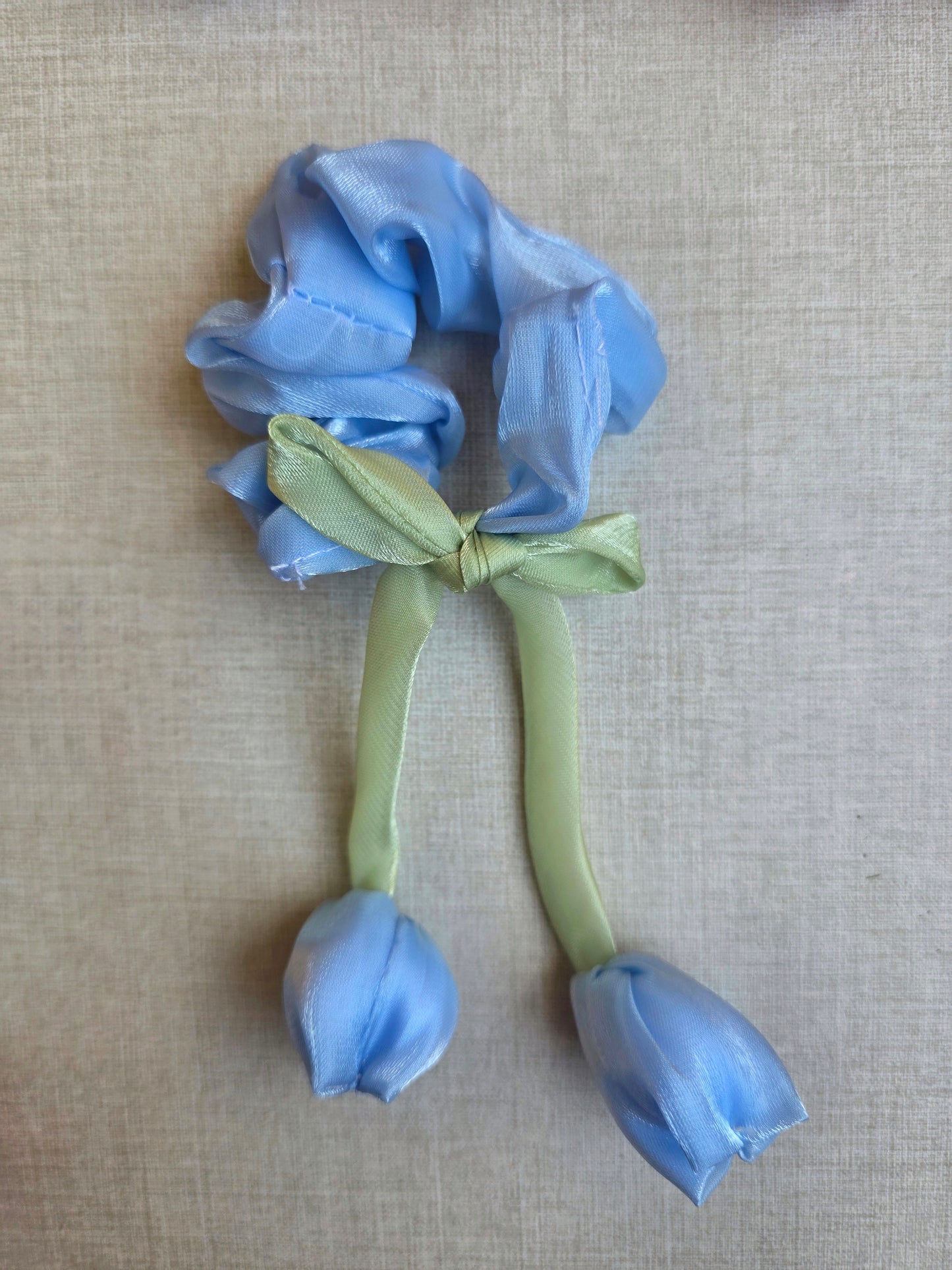 Tulip Scrunchie