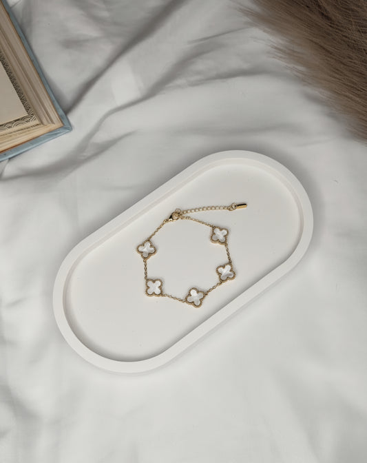 Luna Clover Bracelet