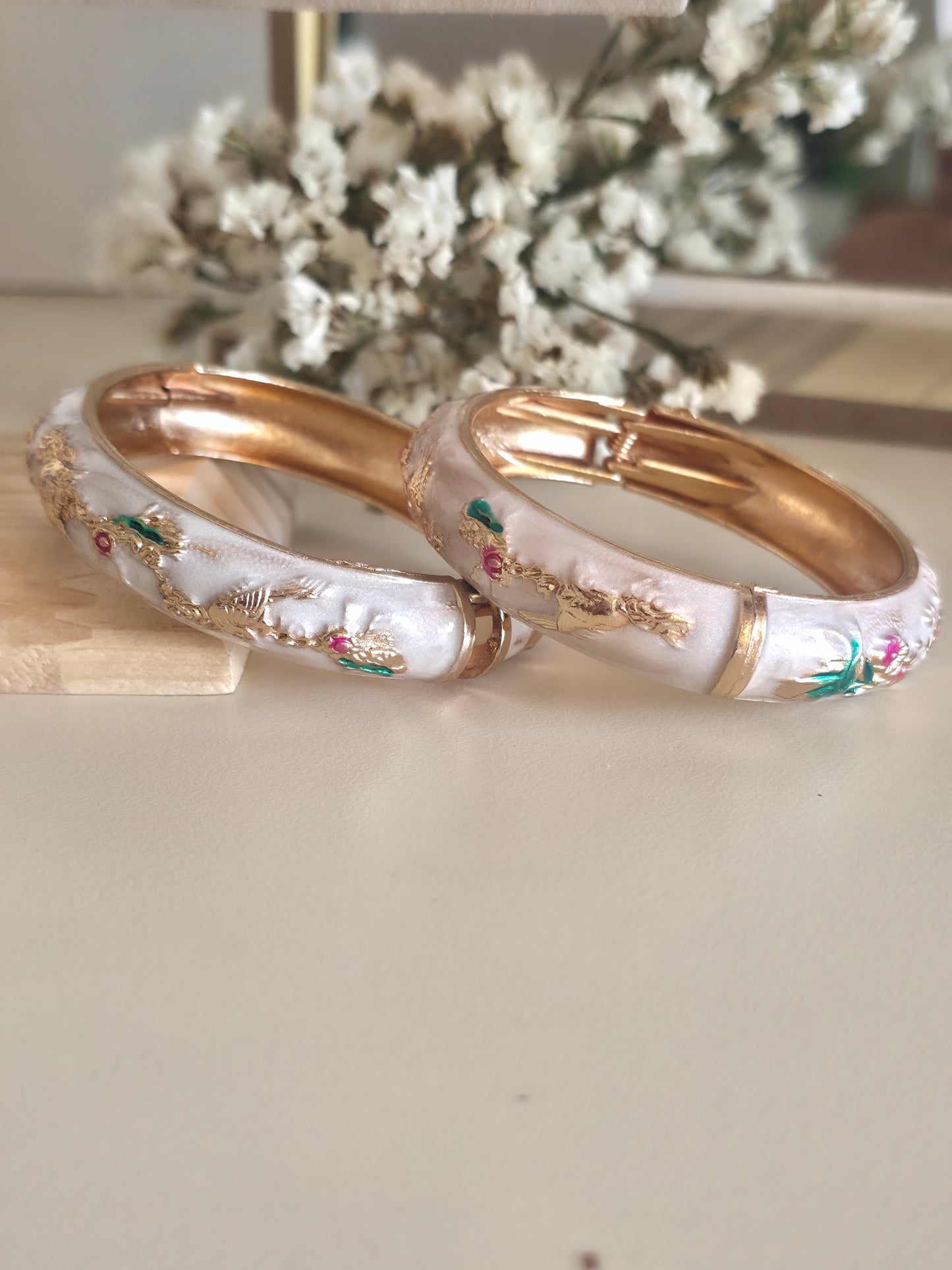 White Floral Bangle (Set of 2)