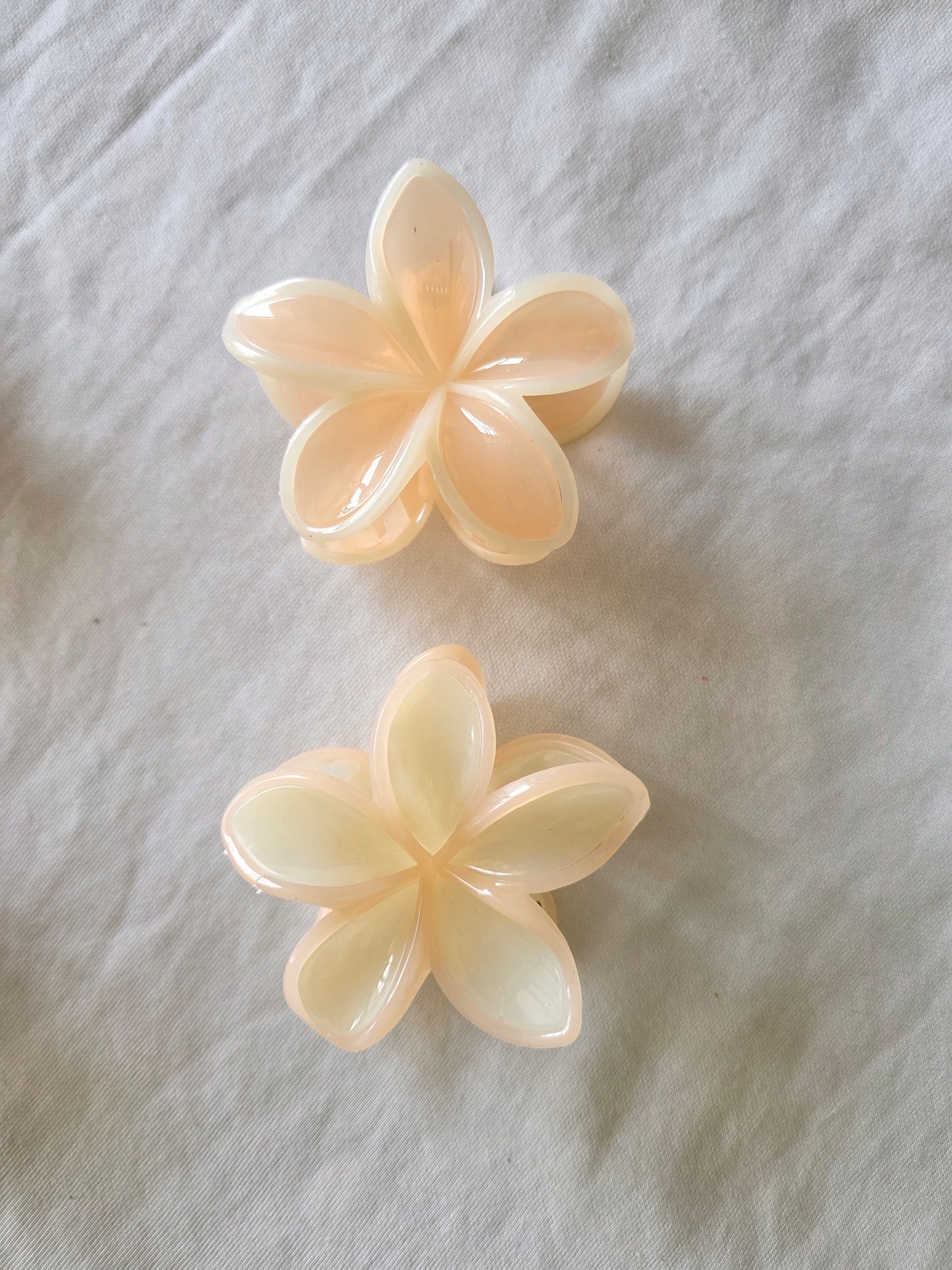 Pastel Flower Claw Clips