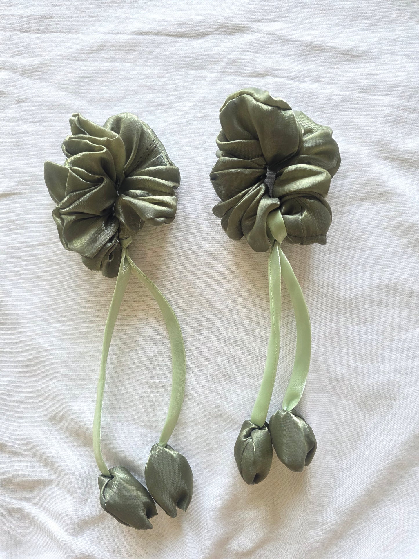 Tulip Scrunchie