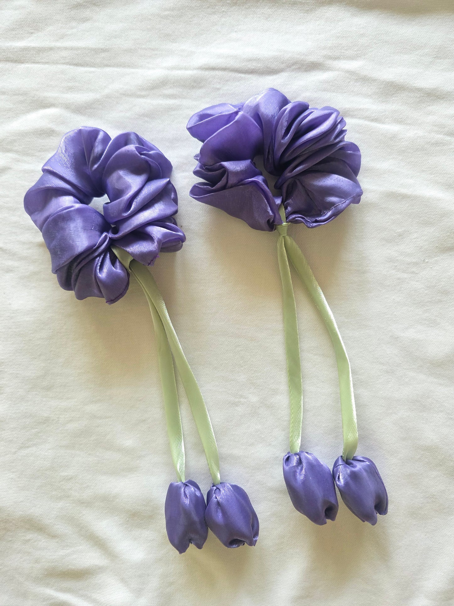Tulip Scrunchie