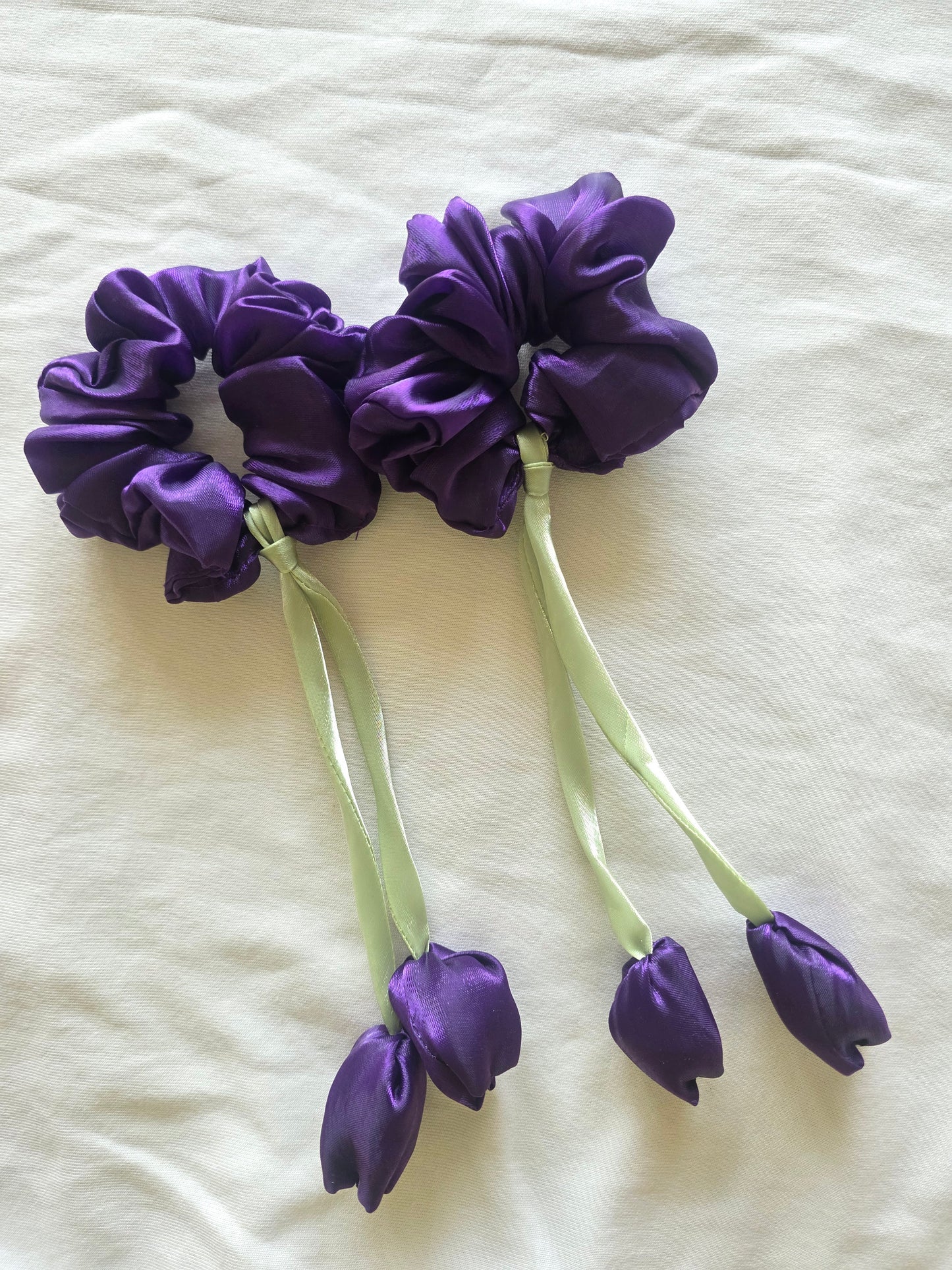 Tulip Scrunchie