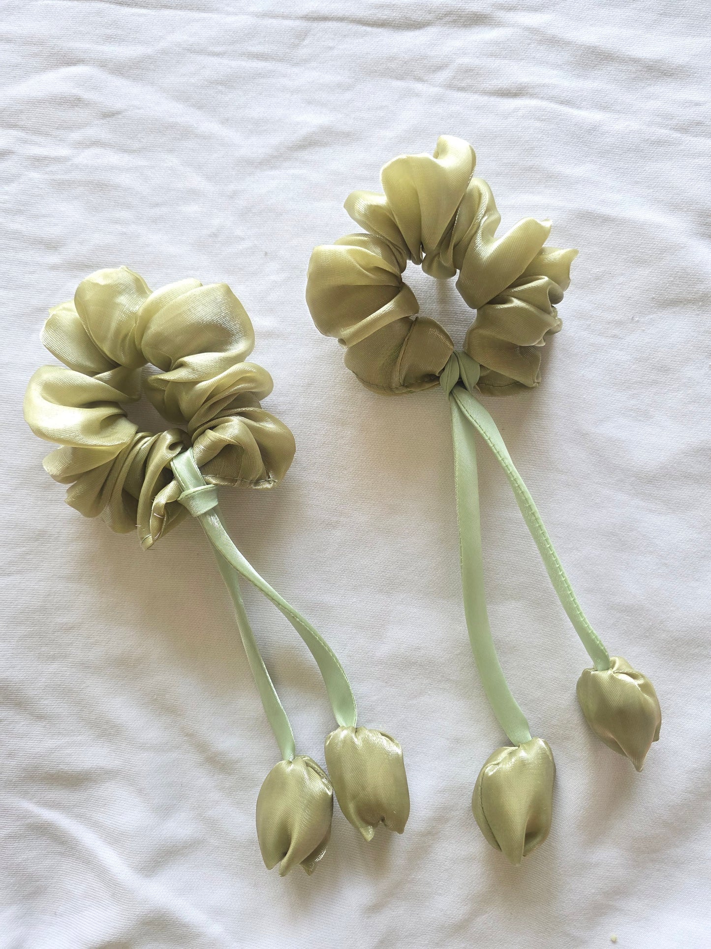 Tulip Scrunchie